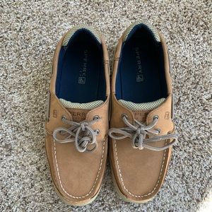 Big Boys Sperry shoes size 6.5